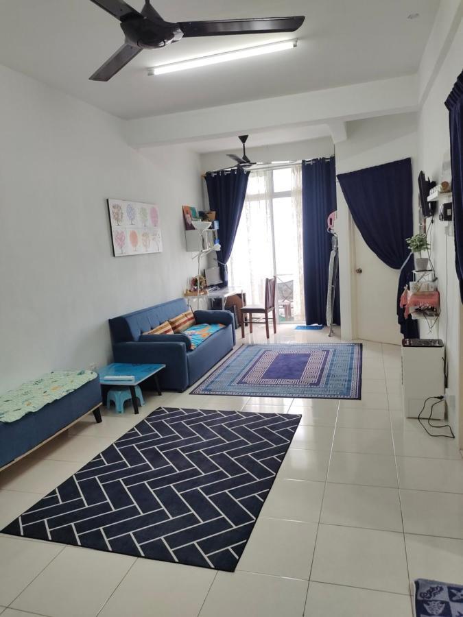 Unie Homestay Wakaf Che Yeh Exteriör bild